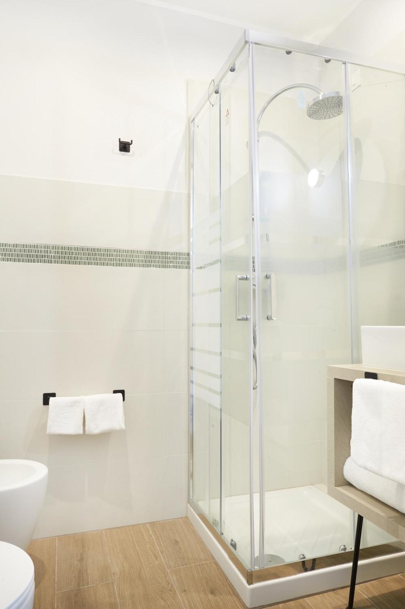 Hotel Reyes Rzym Zewnętrze zdjęcie